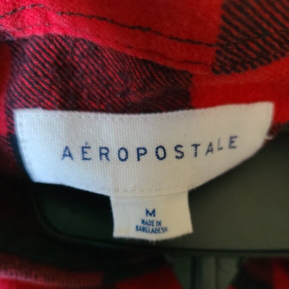 AEROPOSTALE WOMEN'S LONG SLEEVE RED /BLACK "BUFFALO PLAID" FLANNEL SIZE MEDIUM - Picture 2 of 6